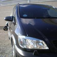 Opel Zafira. TOTALSKADET.