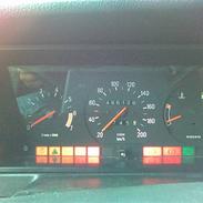 Volvo 240 2,3 GL *TOTALVRAKET*