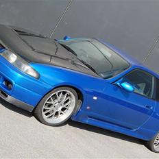 Nissan Skyline R33 GTR
