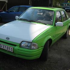 Ford Escort *væk*