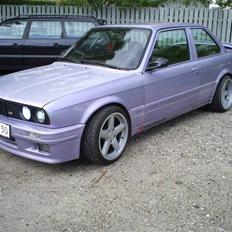 BMW E30 320i/325i . 2 dørs !!