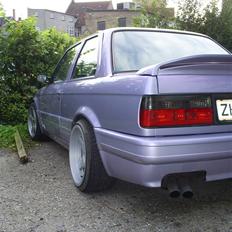 BMW E30 320i/325i . 2 dørs !!