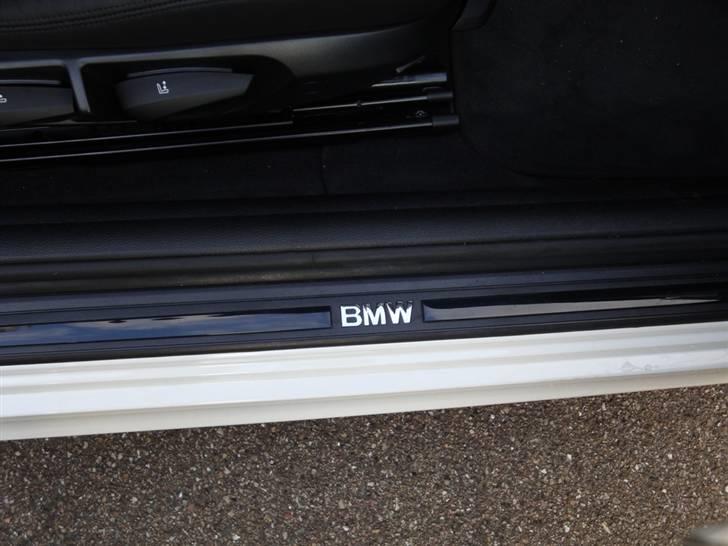 BMW 118d Adv. Automatic Van - Standard åbenbart :) billede 9