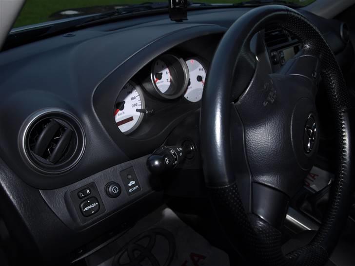 Toyota RAV4 SOLGT billede 10