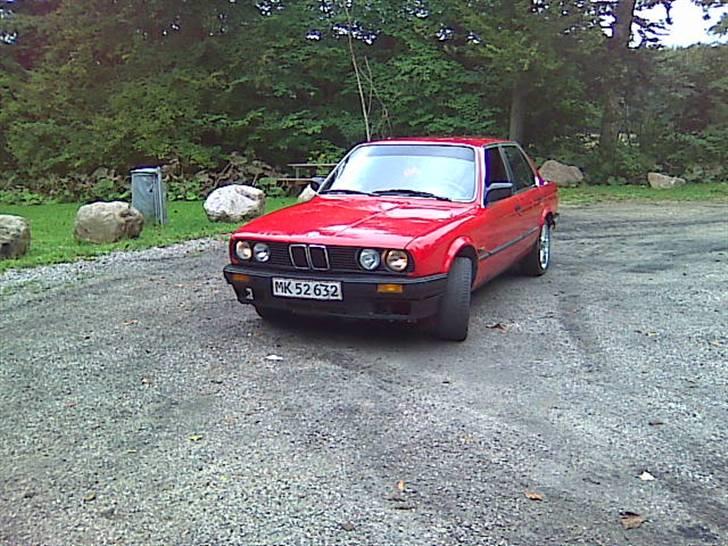 BMW 320i  (bytte med mc) billede 3