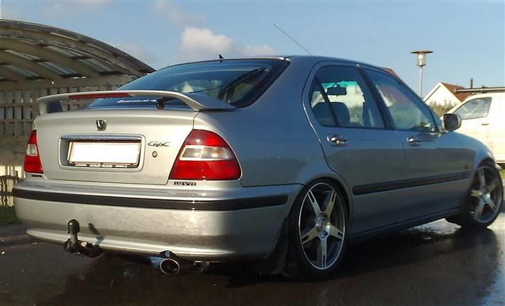 Honda civic 1,8 // SOLGT billede 1