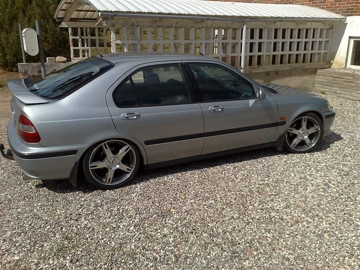 Honda civic 1,8 // SOLGT billede 4