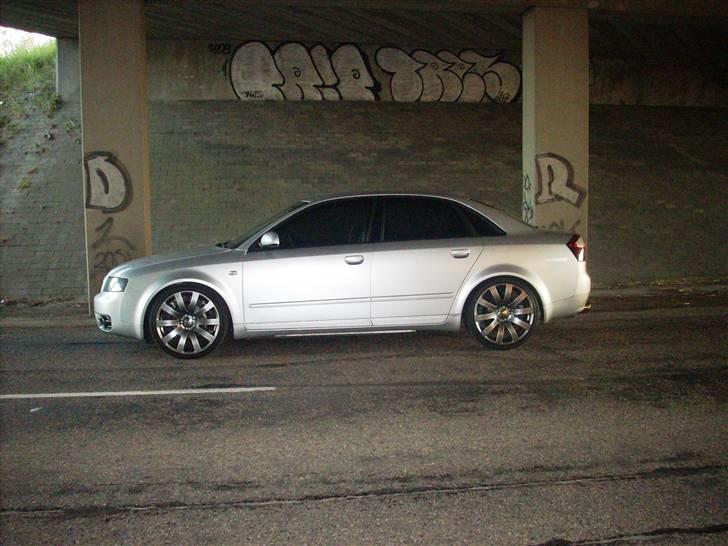 Audi A4 [SOLGT] billede 13