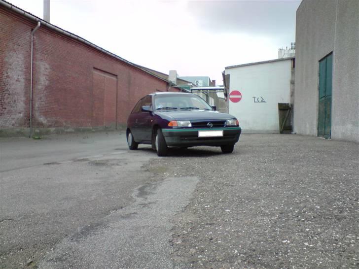 Opel Astra 1,6i billede 1