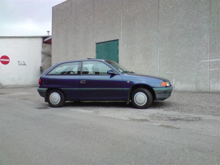 Opel Astra 1,6i billede 3