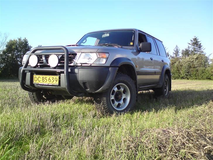 Nissan patrol 2.8y61*EXPORTERET* billede 4