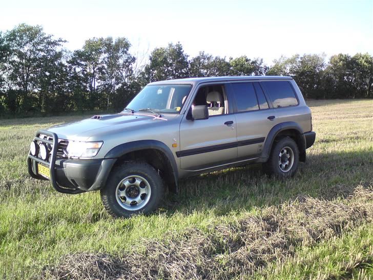 Nissan patrol 2.8y61*EXPORTERET* billede 6