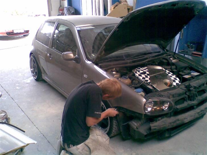 VW Golf 4  1,9 TDI solgt - så blev den malet kanon stykke arbejde PIMP på min vennelist !!!! billede 14