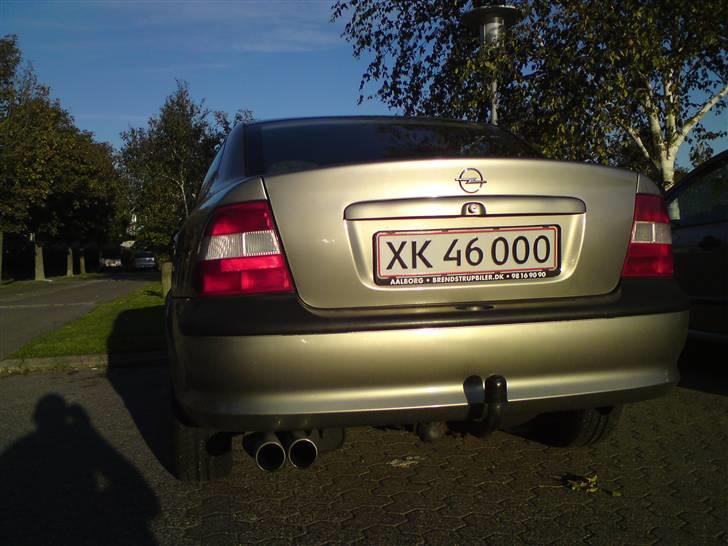 Opel Vectra B - Røven af bilen lige inden jeg købte den :) billede 3