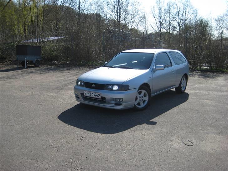 Nissan Almera GTI - SOLGT billede 1