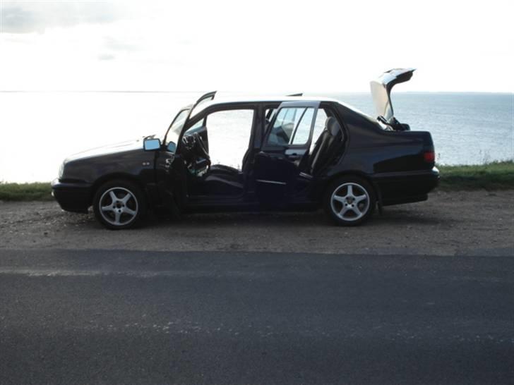 VW Vento 1,9 TDi ``SOLGT´´ billede 8