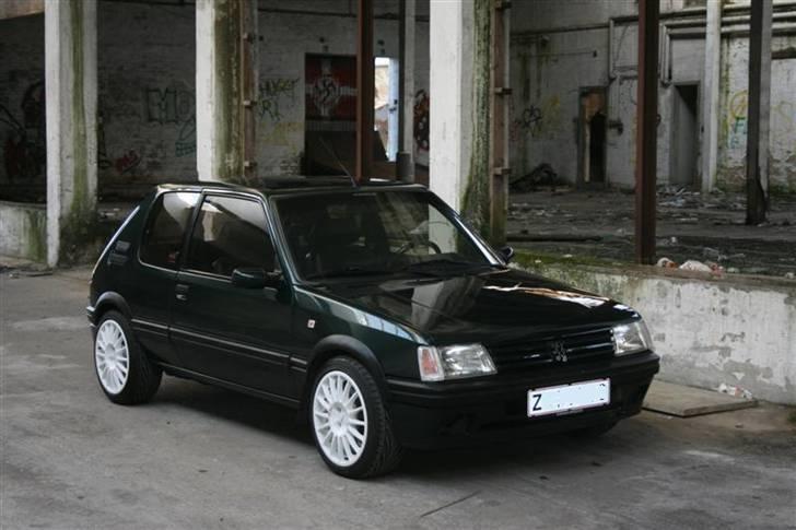 Peugeot 205 2,4 16v GTI billede 2
