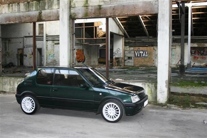 Peugeot 205 2,4 16v GTI billede 6