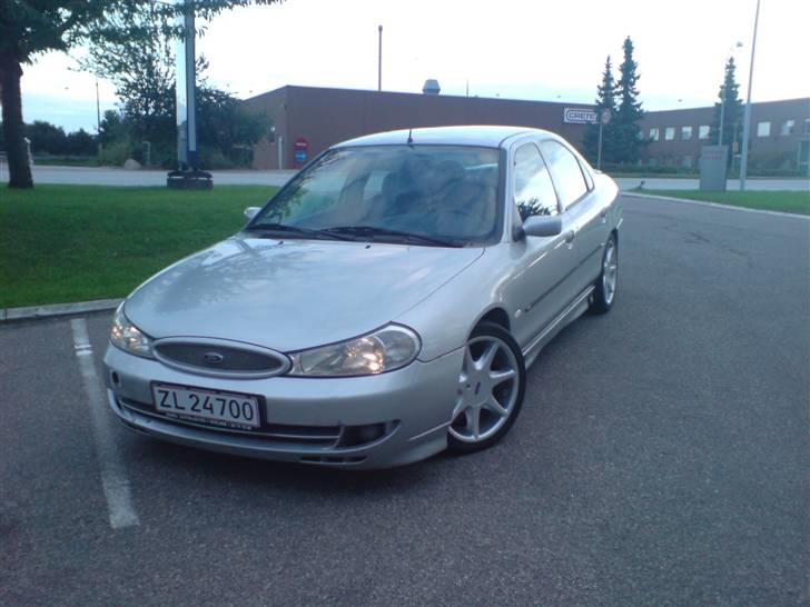 Ford Mondeo "ST look" billede 2