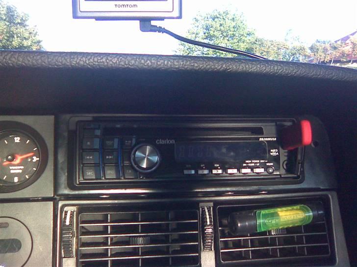 Volvo 240 2,3 GL *TOTALVRAKET* billede 6