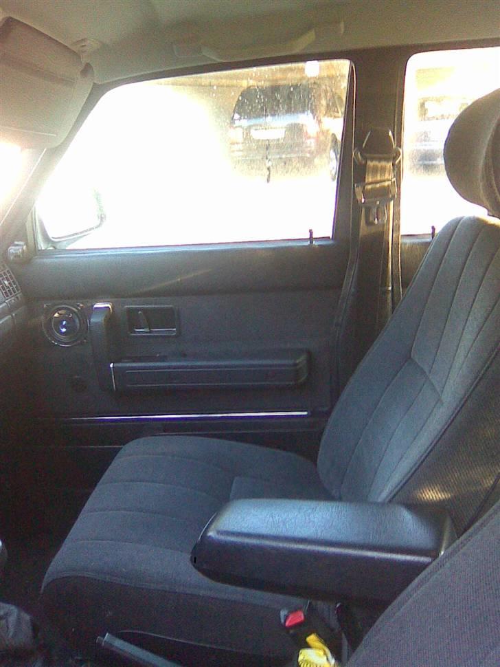 Volvo 240 2,3 GL *TOTALVRAKET* - Behagelige kørsel i svensk sofa billede 8