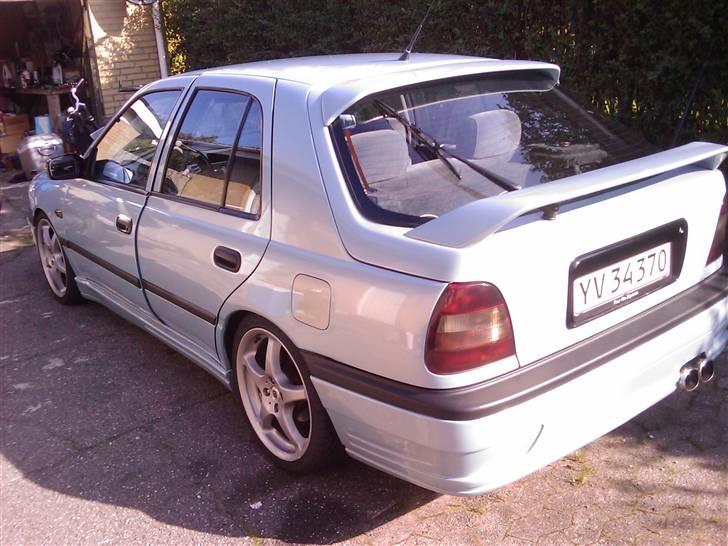 Nissan Sunny ..:: solgt ::.. billede 5