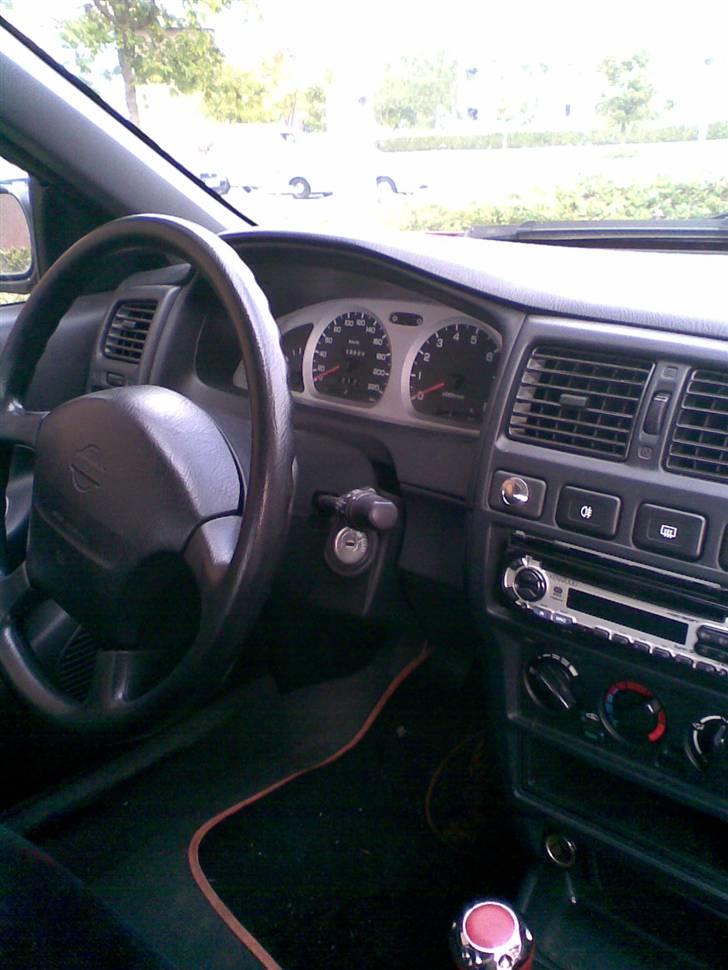 Nissan Almera SR billede 12