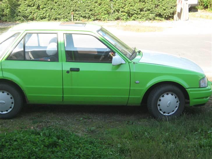 Ford Escort *væk* billede 3