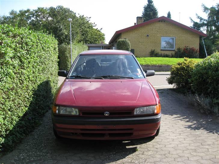 Mazda 323 BG - SOLGT billede 2