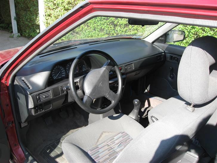 Mazda 323 BG - SOLGT billede 7