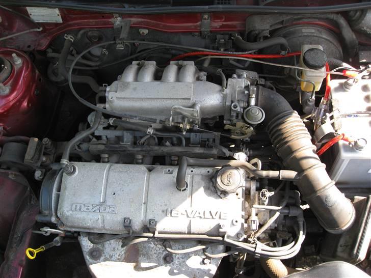 Mazda 323 BG - SOLGT billede 10