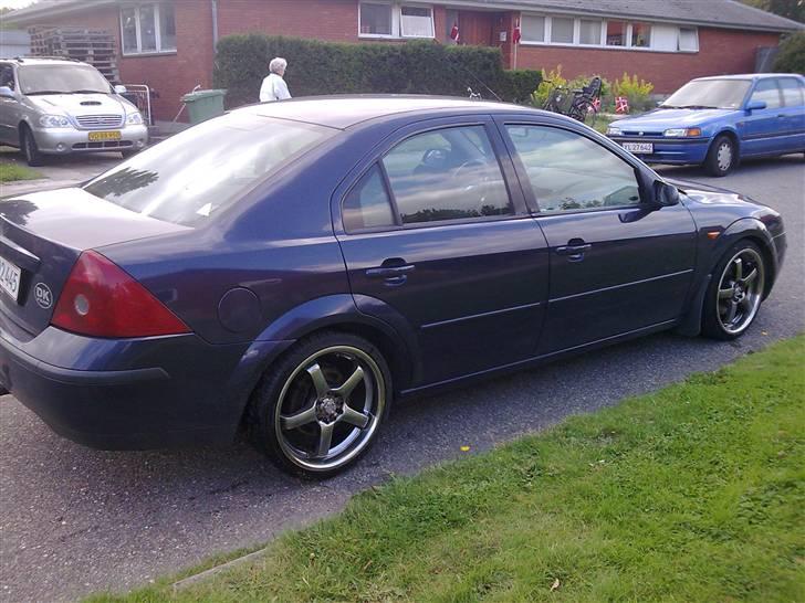 Ford mondeo  ( solgt  ) billede 4