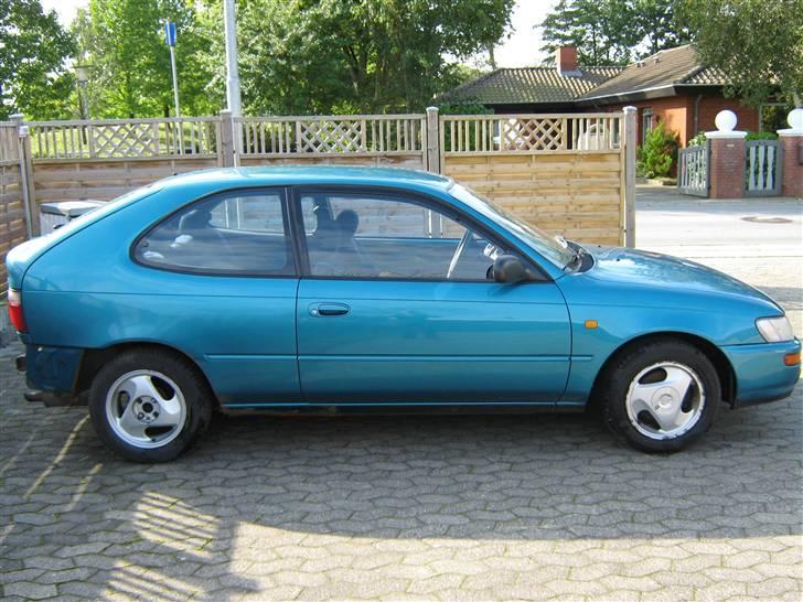 Toyota corolla xli galla SOLGT billede 2