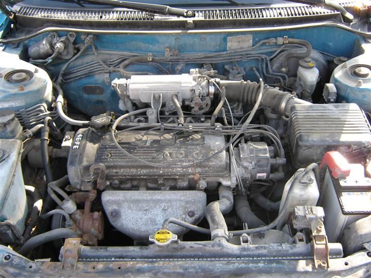 Toyota corolla xli galla SOLGT billede 5