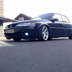 Opel Vectra b 2,0 16v Solgt