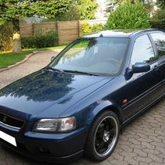 Honda        Civic 1,6i Vtec SR
