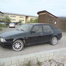 Alfa Romeo 75