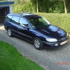 Opel Omega st.car Til Salg nu.