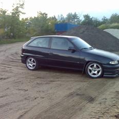 Opel Astra F 2.0 8v "gsi"sol..