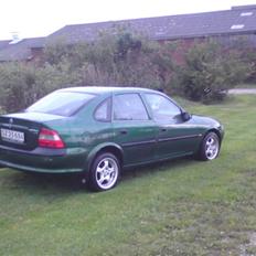 Opel VECTRA B solgt
