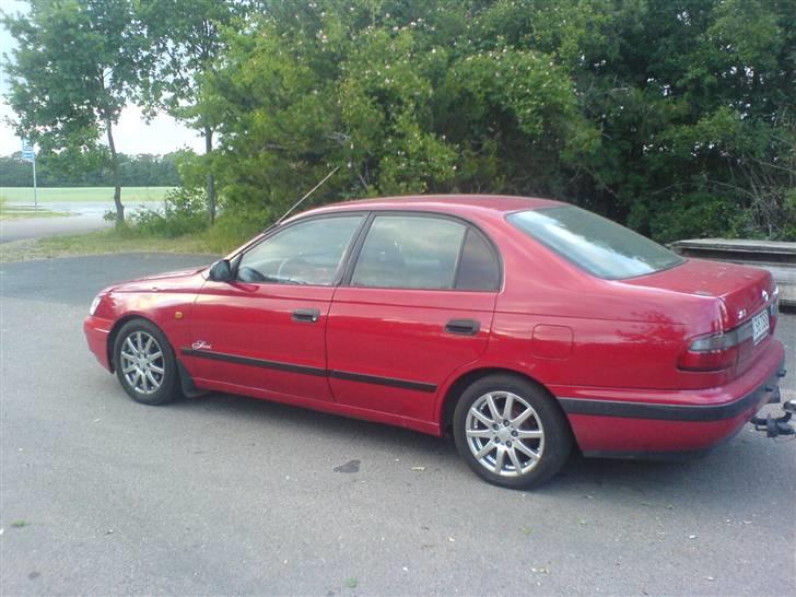 Toyota Carina E Solgt billede 1