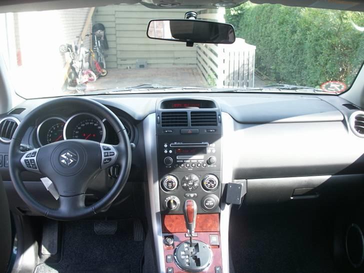 Suzuki Grand Vitara 2,0 SE aut billede 4