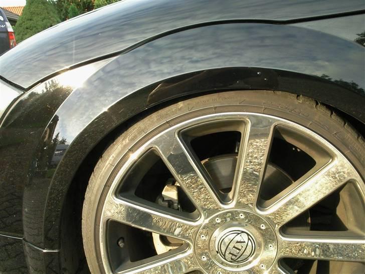 Audi TT // SOLGT// - Så lav den kan blive, Ellers går trækakslen på stellet i højre side. billede 3