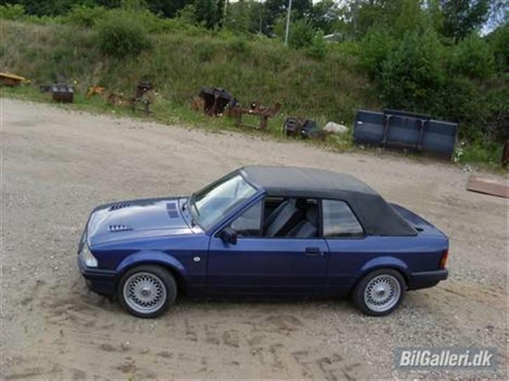 Ford Escort cab *Byttet* - Billeder lånt af tidligere ejer billede 1