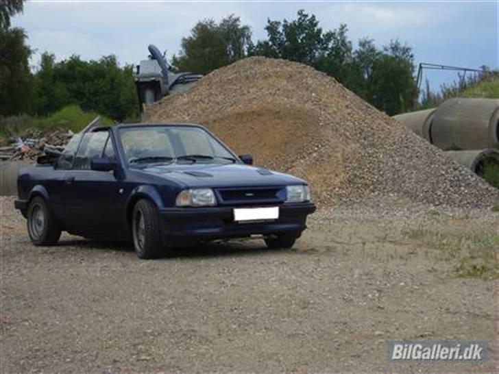 Ford Escort cab *Byttet* - Billeder lånt af tidligere ejer billede 4