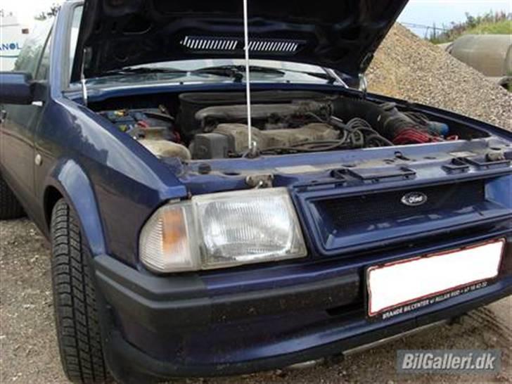 Ford Escort cab *Byttet* - Billeder lånt af tidligere ejer billede 8