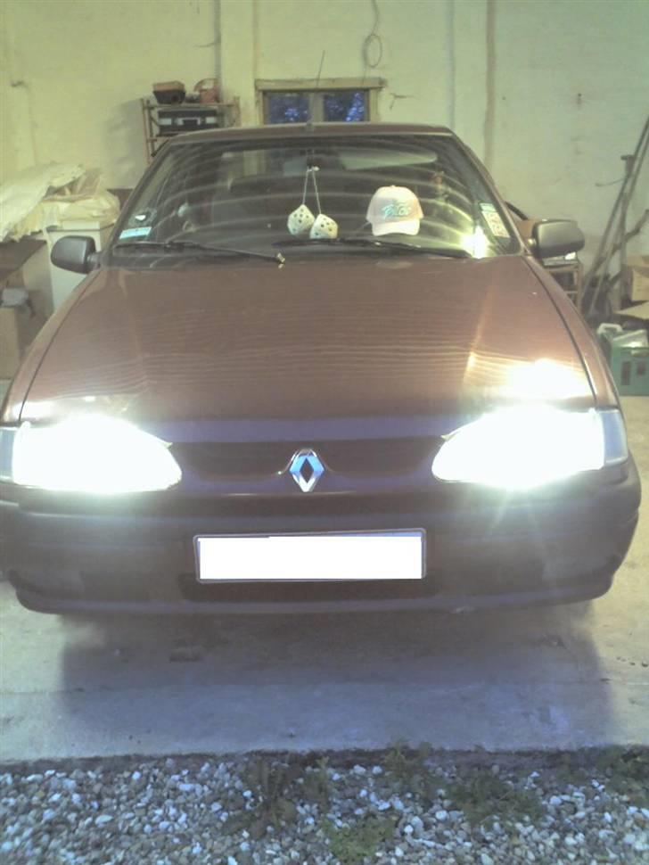 Renault 19 (skrottet) billede 20