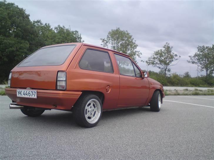 Opel Corsa 1,2 (SOLGT) billede 1