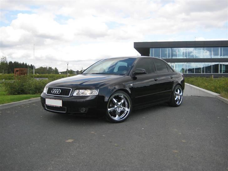 Audi A4 8E billede 2