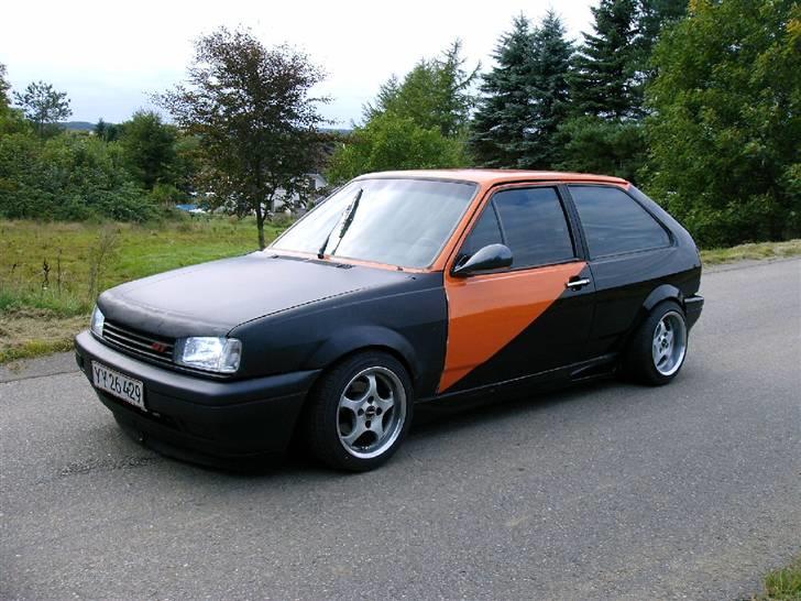 VW polo coupe SOLGT billede 1